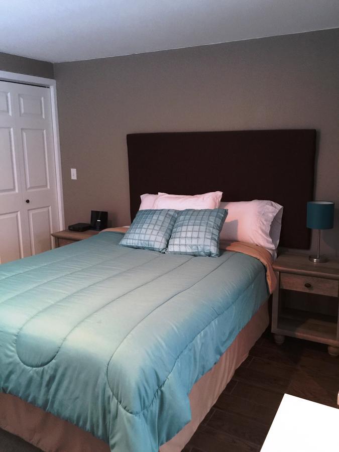 Brimley Motel Suites Exteriér fotografie