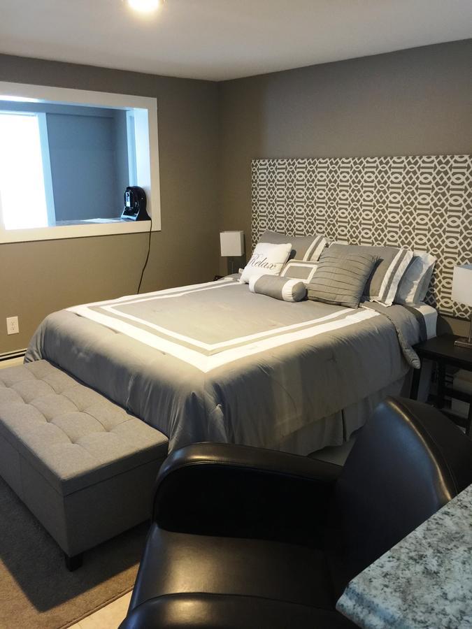 Brimley Motel Suites Exteriér fotografie