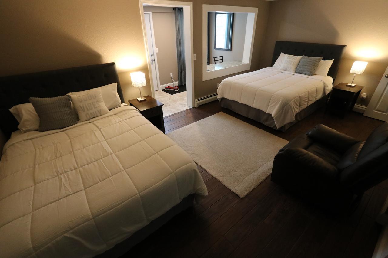 Brimley Motel Suites Exteriér fotografie